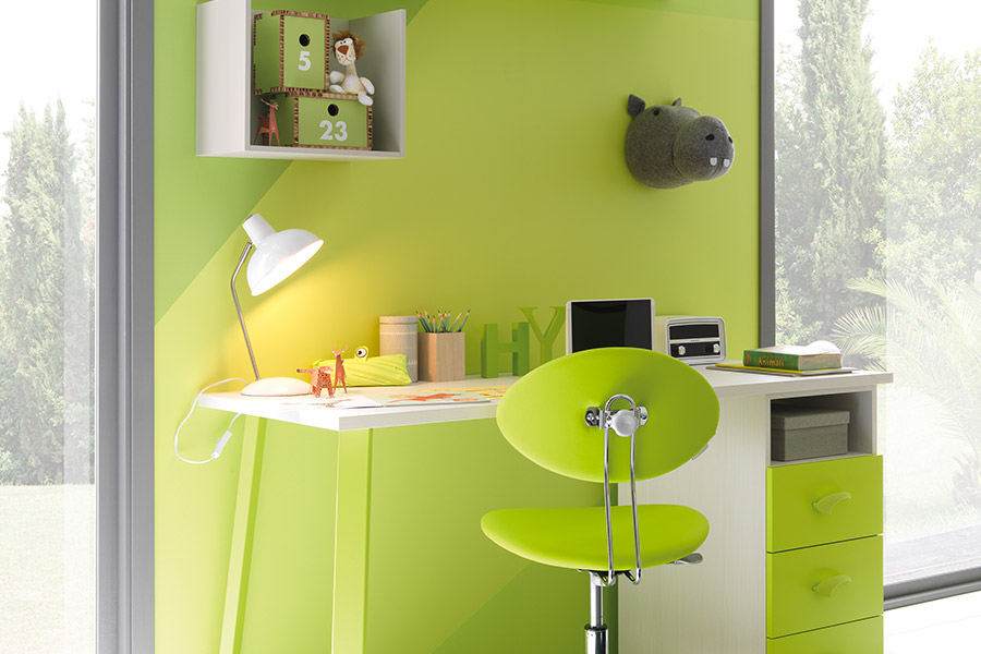 Angolo studio: scrivania per cameretta Moretti Compact