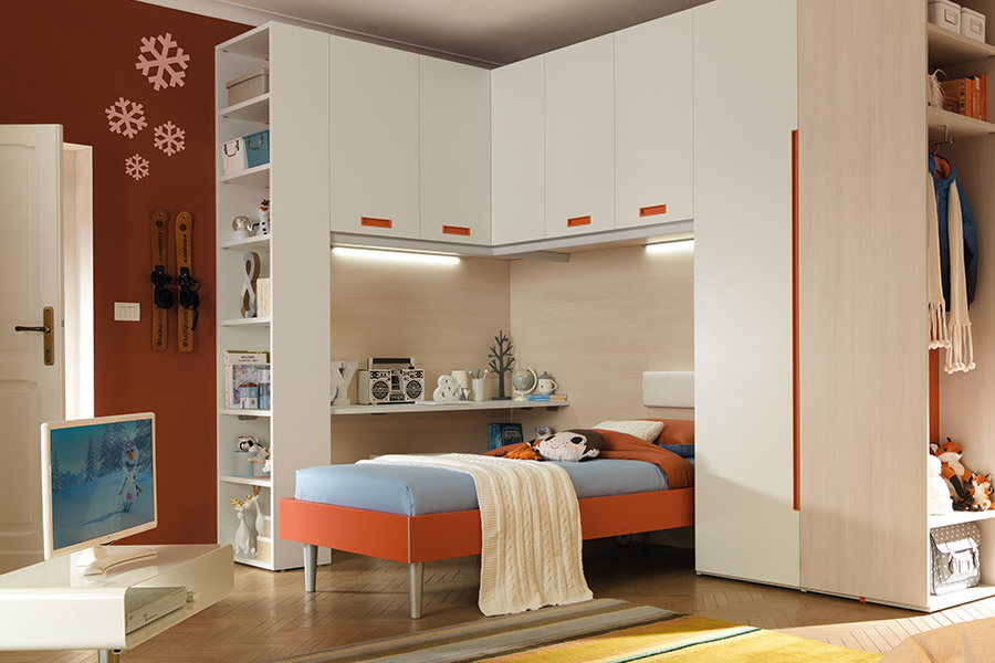 Mobili componibili: armadio a ponte per cameretta Moretti Compact
