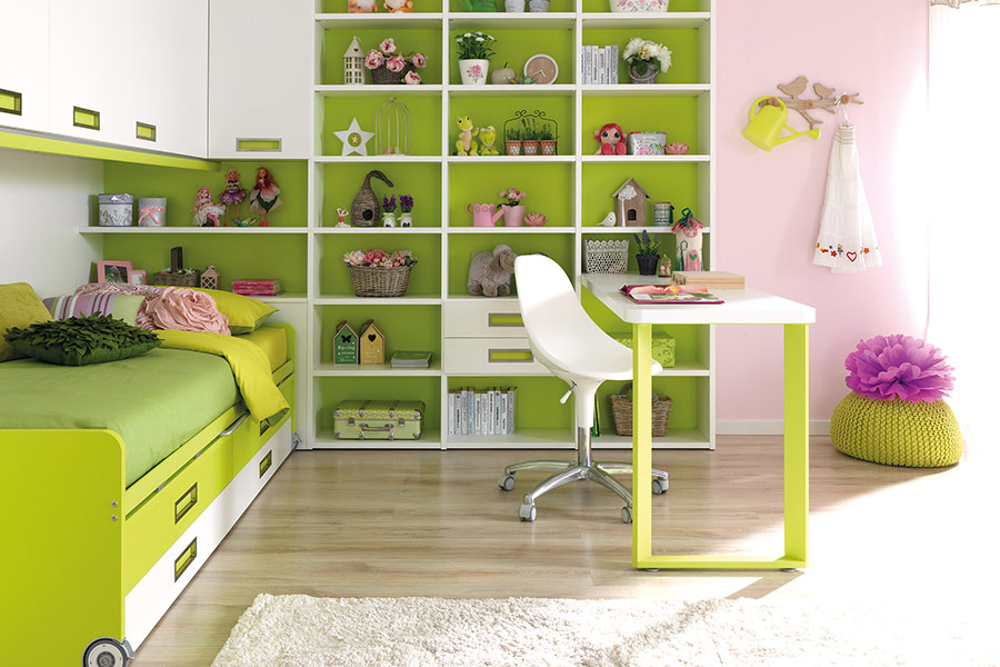 Cameretta stretta e lunga: composizioni Moretti Compact