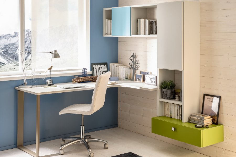 Angolo studio in soggiorno: soluzioni Moretti Compact